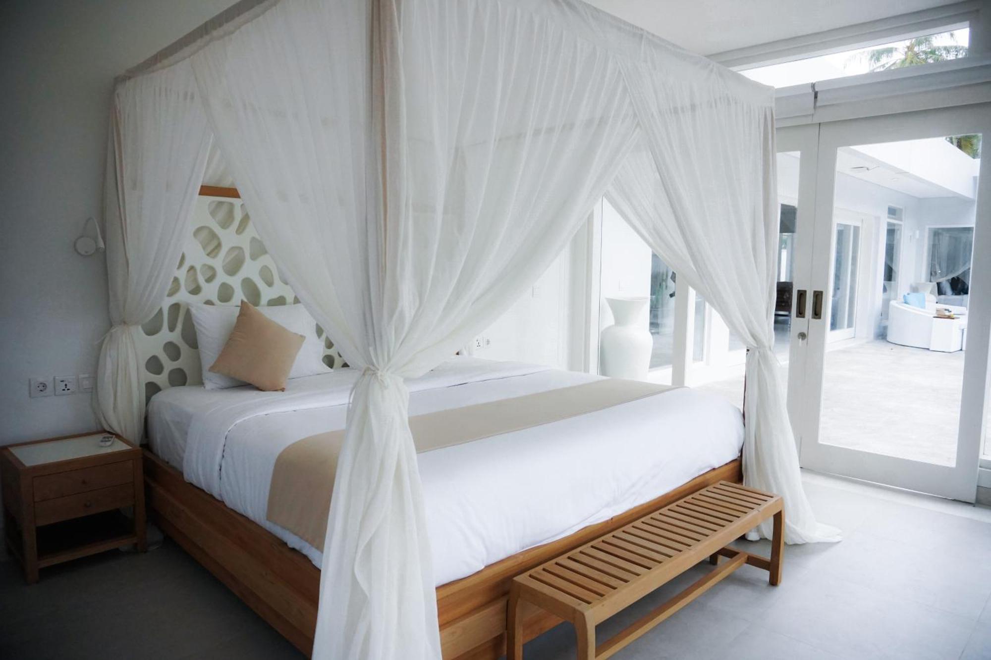 Tropik Resort Lombok Selong Belanak Exterior foto